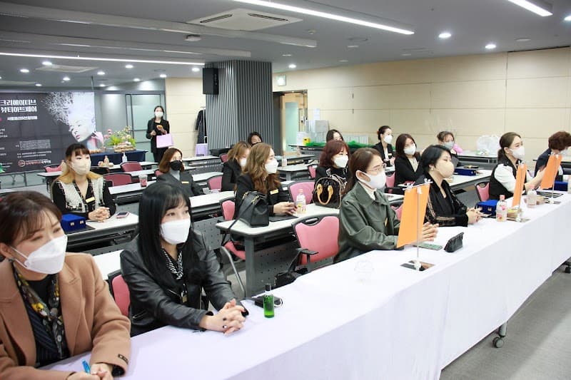 크리에이티브국제미협 협회 활동 사진